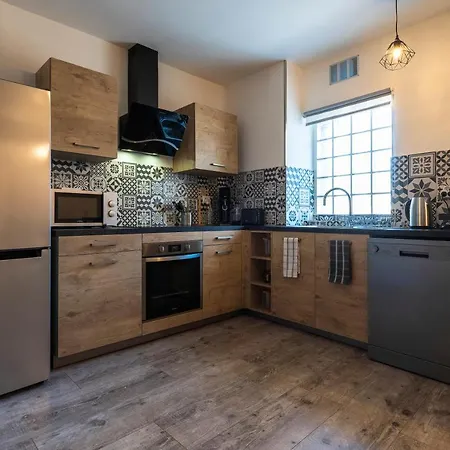 Le 23 Centre-ville Apartment
