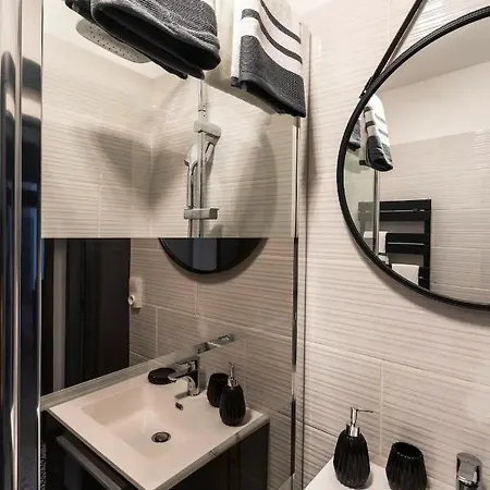 Le 23 Centre-ville Apartament